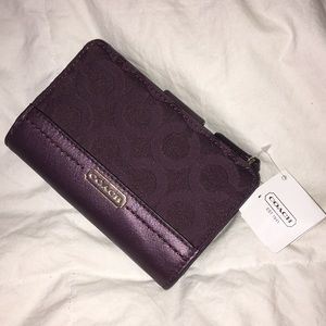 Coach Bordeaux Half Wallet